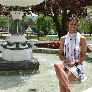 Meet your Posher, Chloe